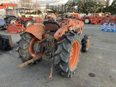 KUBOTA KUBOTA