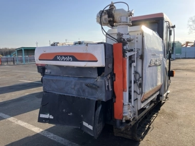 KUBOTA KUBOTA
