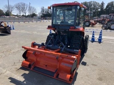 KUBOTA KUBOTA