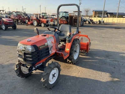 KUBOTA KUBOTA