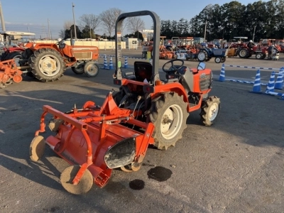 KUBOTA KUBOTA