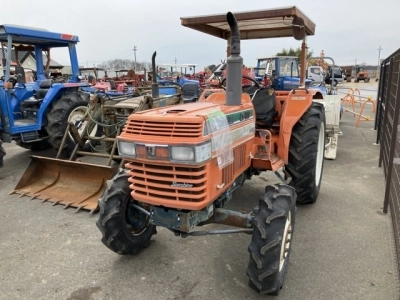 KUBOTA KUBOTA