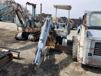 KUBOTA KUBOTA