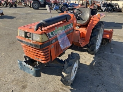 KUBOTA KUBOTA