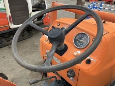 KUBOTA KUBOTA