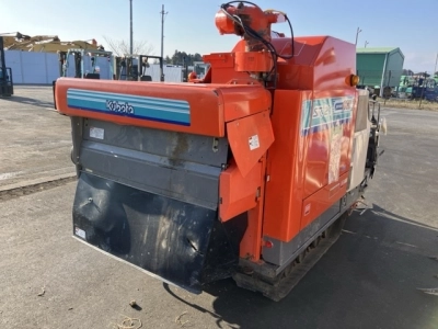 KUBOTA KUBOTA