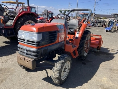 KUBOTA KUBOTA