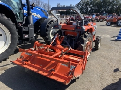 KUBOTA KUBOTA
