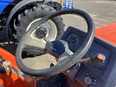 KUBOTA KUBOTA