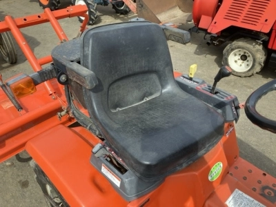 KUBOTA KUBOTA