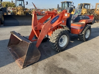 KUBOTA KUBOTA