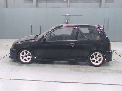 TOYOTA STARLET