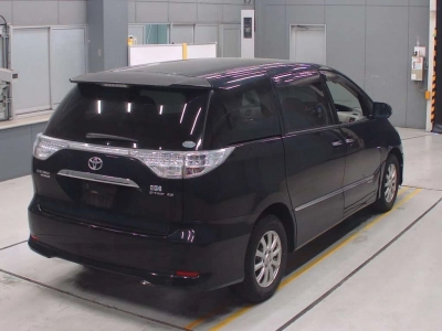 TOYOTA ESTIMA HYBRID