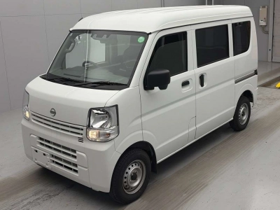 NISSAN CLIPPER VAN