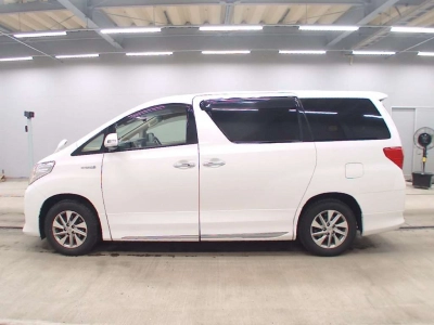 TOYOTA ALPHARD HYBRID