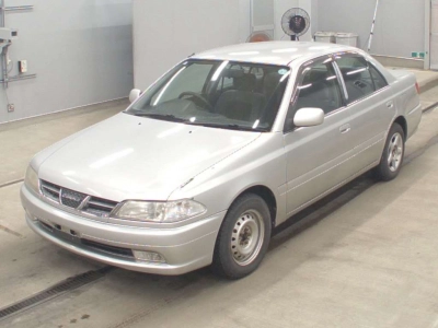 TOYOTA CARINA