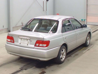 TOYOTA CARINA