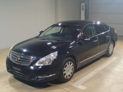 NISSAN TEANA