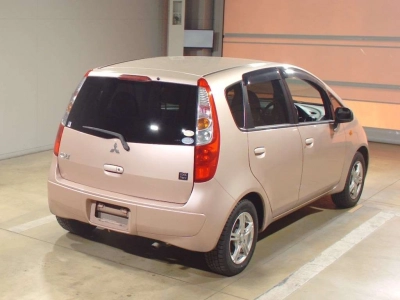 MITSUBISHI COLT