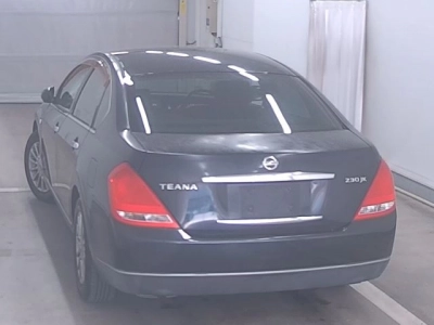 NISSAN TEANA