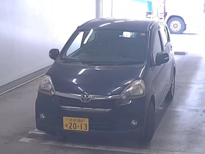 TOYOTA PIXIS EPOCH
