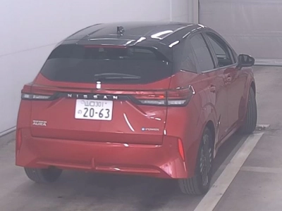 NISSAN AURA