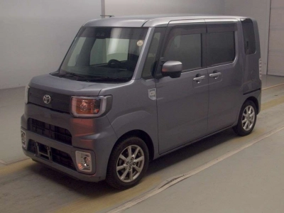 TOYOTA PIXIS MEGA