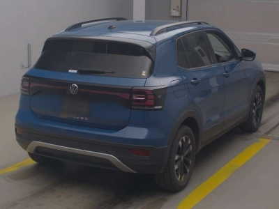 VOLKSWAGEN T-CROSS