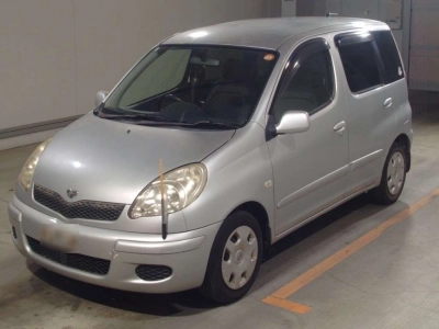TOYOTA FUN CARGO