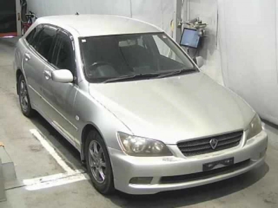 TOYOTA ALTEZZA GITA