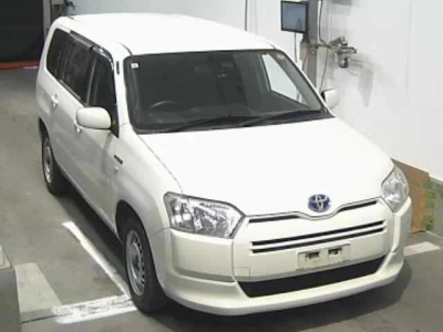 TOYOTA SUCCEED VAN