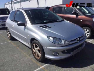 PEUGEOT 206