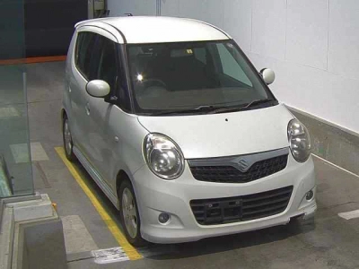 SUZUKI MRWAGON