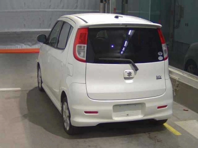SUZUKI MRWAGON