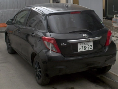 TOYOTA VITZ