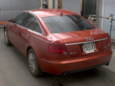 AUDI A6 AVANTE