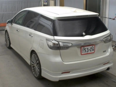 TOYOTA WISH