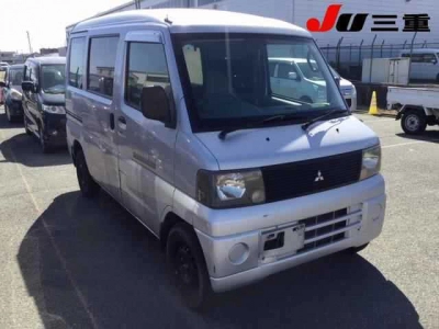 MITSUBISHI MINICAB