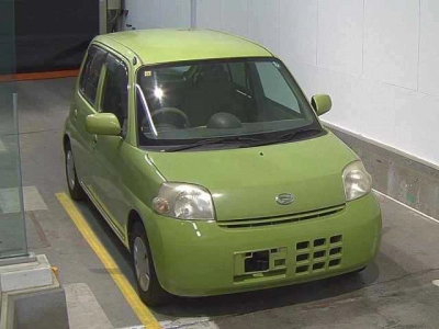 DAIHATSU ESSE