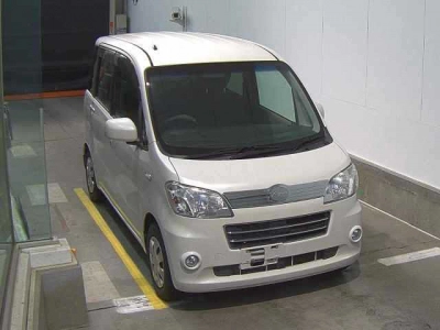 DAIHATSU TANTO EXE