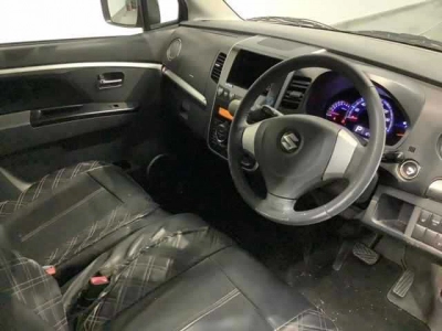 SUZUKI WAGON R STINGRAY