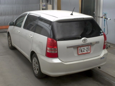 TOYOTA WISH