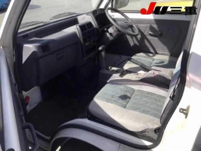 MITSUBISHI MINICAB TRUCK