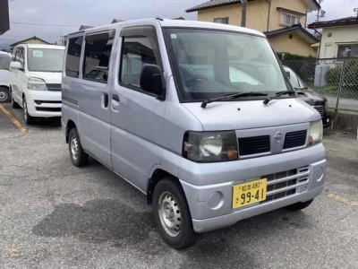 NISSAN CLIPPER VAN