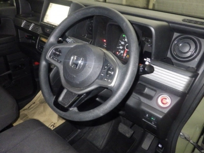 HONDA N-VAN