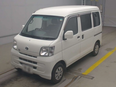 TOYOTA PIXIS VAN