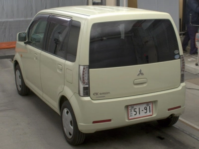 MITSUBISHI EK WAGON
