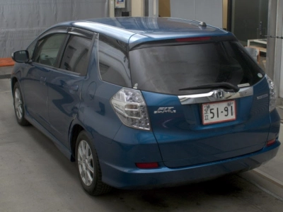 HONDA FIT SHUTTLE