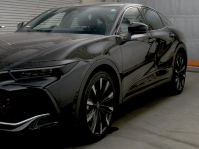 TOYOTA CROWN CROSSOVER