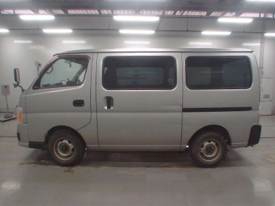NISSAN CARAVAN